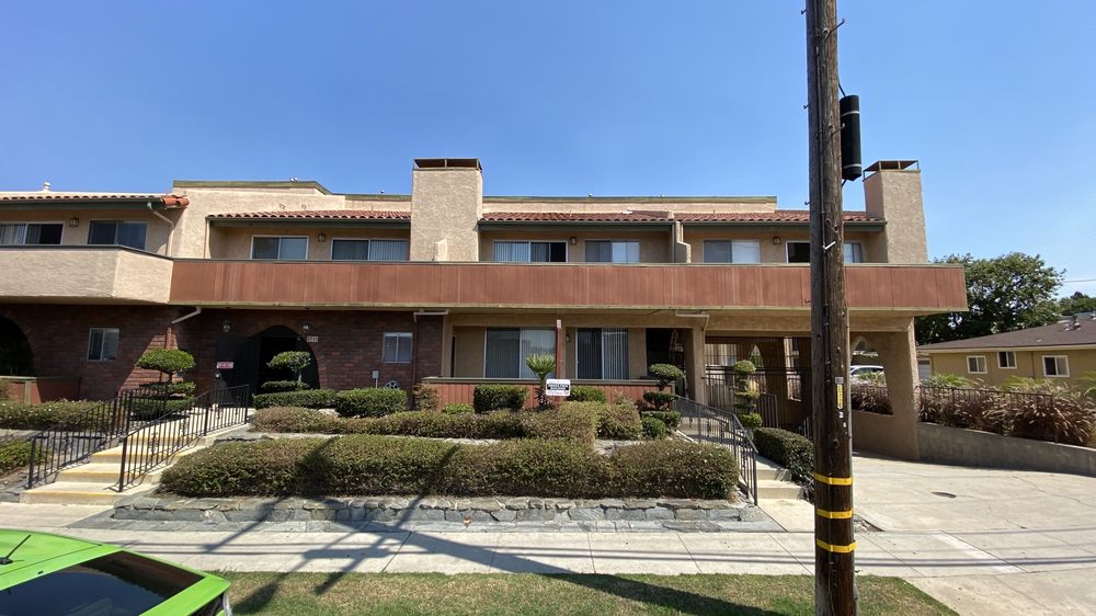 SPENCER TERRACES Updated September 2024 3711 Emerald St, Torrance