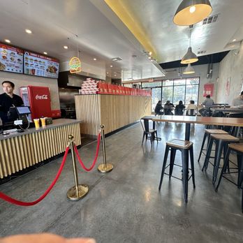 Macho Burger - Ample sitting spots - Burgers Near Me - Sunnyvale, California Macho Burger - Ample sitting spots - Burgers Near Me - Sunnyvale, California