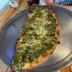 Nomad Tavern - Nomad bread with Spinach artichoke