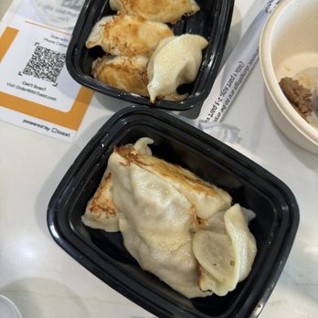Luscious Dumplings - Pork and chicken dumplings - Noodles Near Me - Monrovia, California Luscious Dumplings - Pork and chicken dumplings - Noodles Near Me - Monrovia, California