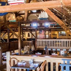 The Steakhouse - Indoor decor