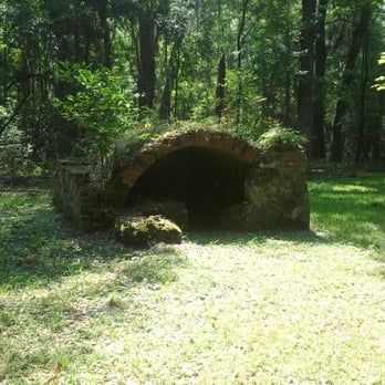 Fort Frederica National Monument - Fort Frederica Burial Grounds - Landmarks & Historical Buildings Near Me - St. Simons, Georgia