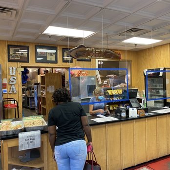 Slick Pig BBQ - Take out order area #2 - Barbeque Near Me - Murfreesboro, Tennessee Slick Pig BBQ - Take out order area #2 - Barbeque Near Me - Murfreesboro, Tennessee