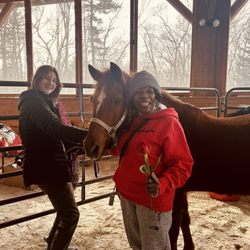 USHorse Wefare & Rescue - Trainer, me and horse.
