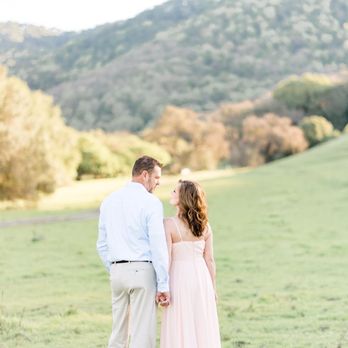 Briones Regional Park - Family photos by Corinna Rose Photography at Briones regional park - Parks Near Me - Martinez, California Briones Regional Park - Family photos by Corinna Rose Photography at Briones regional park - Parks Near Me - Martinez, California