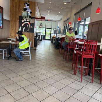 Chick-fil-A - Inside - Fast Food Near Me - Baltimore, Maryland