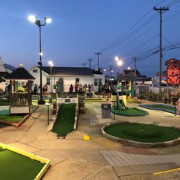 Flamingo mini golf at dusk