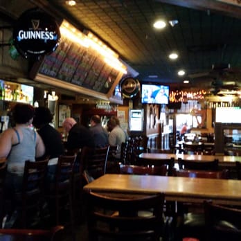 Fibbar MaGees - Monday nights! $1 off craft beers and build your own burgers starting at $8 - Irish Pub Near Me - Sunnyvale, California