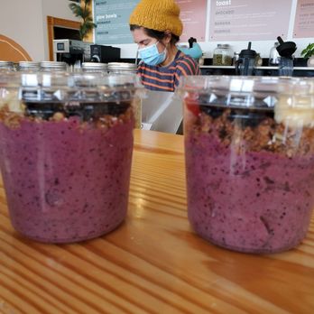 Hello Juice - The OG Acai Smoothie Bowl - Juice Bars & Smoothies Near Me - St. Louis, Missouri