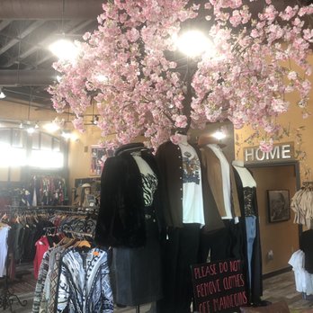 American Vintage - Great style...love the vintage collection they have! - Used, Vintage & Consignment Near Me - Huntington Beach, California American Vintage - Great style...love the vintage collection they have! - Used, Vintage & Consignment Near Me - Huntington Beach, California