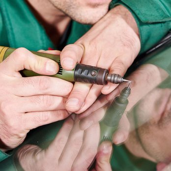 Quacked Windshield Repair - Windshield Installation & Repair Near Me - Surprise, Arizona Quacked Windshield Repair - Windshield Installation & Repair Near Me - Surprise, Arizona