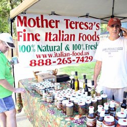 Peach Street Farmers Market - Who doesn't love Italian food?!