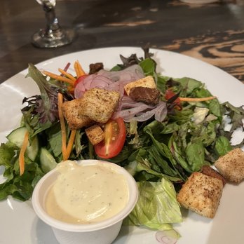 The Flying Monkey Grill Bar - The House Salad - New American Near Me - Newington, Connecticut The Flying Monkey Grill Bar - The House Salad - New American Near Me - Newington, Connecticut
