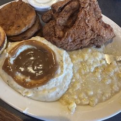 Gail's Down the Street Cafe - Fried chicken, fried green tomatoes, mashed potatoes and gravy and creamed corn