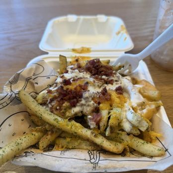 The Melt - CHEDDAR BACON RANCH FRIES - Sandwiches Near Me - Torrance, California The Melt - CHEDDAR BACON RANCH FRIES - Sandwiches Near Me - Torrance, California