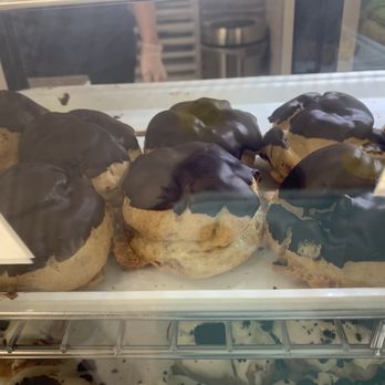 Beard Papa’s - Beard Papa's, Clovis CA - Bakeries Near Me - Clovis, California