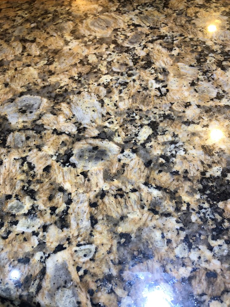 HOT CHICKS WINGS HOUSE 23 Photos & 39 Reviews 2281 N Zaragoza, El