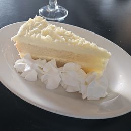 Limoncello mascarpone cake