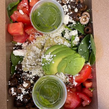 Fudenjuce - Spinach salads amazingly Good - Vegetarian Near Me - Nevada City, California