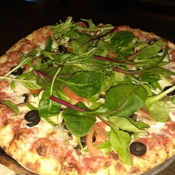 414 Pub & Pizza - Mesa - Medium Garden Pizza. - Pizza Near Me - Mesa, Arizona