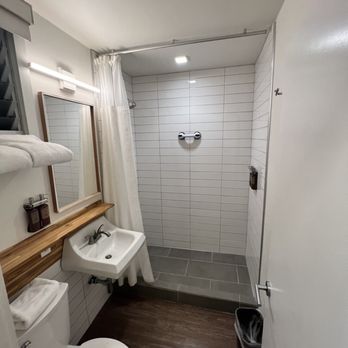 SCP Hilo Hotel - Hotels Near Me - Hilo, Hawaii