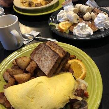Silver Skillet Cafe - Veggie omelette, banana chocolate chip pancakes, egg skillet - Breakfast & Brunch Near Me - Chesterland, Ohio Silver Skillet Cafe - Veggie omelette, banana chocolate chip pancakes, egg skillet - Breakfast & Brunch Near Me - Chesterland, Ohio