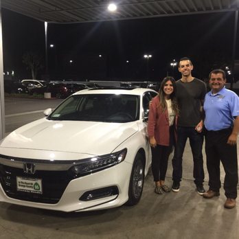 Freeway Honda - Car Dealers Near Me - Santa Ana, California