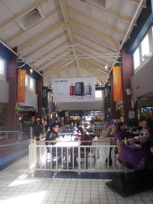 Woodbury Common Premium Outlets by null