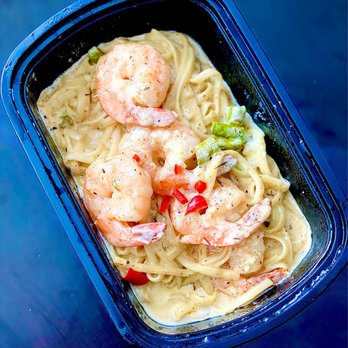 Ziba's Bistro - Shrimp scampi more Alfredo like 5/5 - Seafood Near Me - Louisville, Kentucky