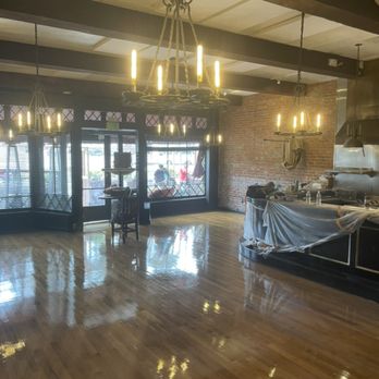 S & C Flooring - Recoat at restaurant for a glossy finish. - Flooring Near Me - Sylmar, California S & C Flooring - Recoat at restaurant for a glossy finish. - Flooring Near Me - Sylmar, California