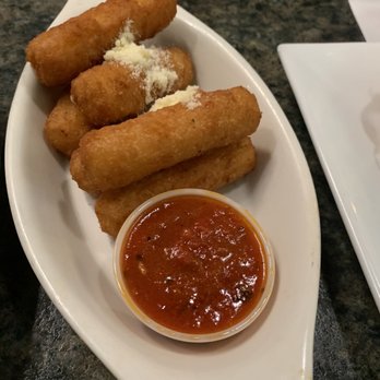 iBar - Mozzarella sticks - American Near Me - Baltimore, Maryland