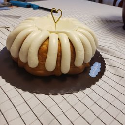 This is the Lemon Bundt cake with the heart shaped sparkler.