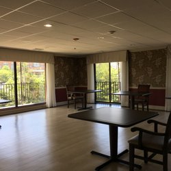 Carriage Hill of Bethesda - Dining room