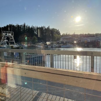 La Conner Pub & Eatery - View from the restaurant and deck - American Near Me - La Conner, Washington La Conner Pub & Eatery - View from the restaurant and deck - American Near Me - La Conner, Washington