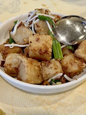 Golden Paramount Seafood Restaurant by null