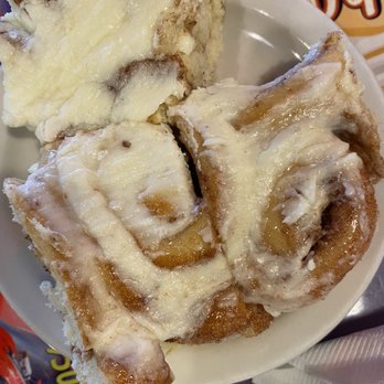 Waldo Cafe - Complimentary cinnamon rolls?!?! I was not expecting this! Yummy! - Breakfast & Brunch Near Me - Kansas City, Missouri Waldo Cafe - Complimentary cinnamon rolls?!?! I was not expecting this! Yummy! - Breakfast & Brunch Near Me - Kansas City, Missouri