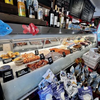 James Hook & Co - Seafood Near Me - Boston, Massachusetts