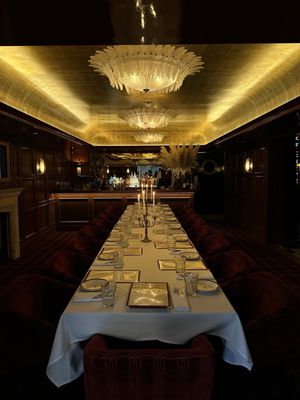 Drake's Hollywood by null