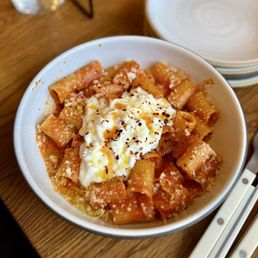Vodka Rigatoni Stracciatella