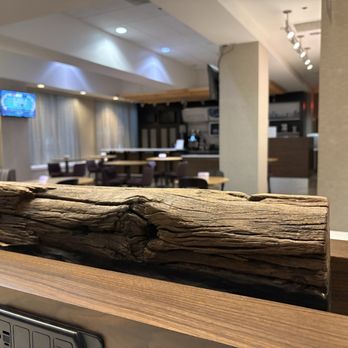 Sonesta Select Arlington Rosslyn - Hotels Near Me - Arlington, Virginia