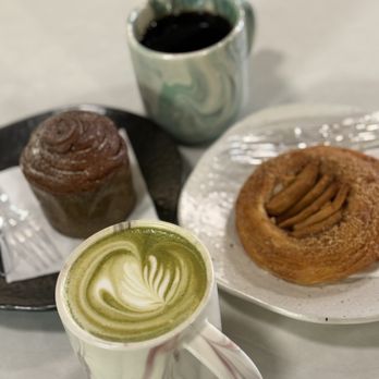 Green Tile Coffee - Dirty Matcha, Hazelnut Crufin, Apple Danish - Coffee & Tea Near Me - Roswell, Georgia