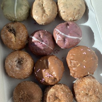 Donut Farm - Matcha, Vanilla Cookie, Coffee, Chocolate Sprinkle, Blueberry, Mexican Hot Chocolate, Cinnamon Sugar - Donuts Near Me - Berkeley, California