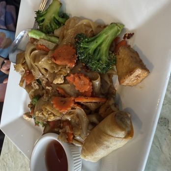 Thai Taste 2 - 37. Pad See Iew - Thai Near Me - Bonita, California