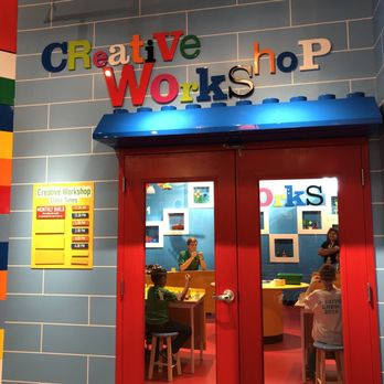 Legoland Discovery Center - Creative Workshop classroom at LEGOLAND Discovery Center San Antonio - Amusement Parks Near Me - San Antonio, Texas Legoland Discovery Center - Creative Workshop classroom at LEGOLAND Discovery Center San Antonio - Amusement Parks Near Me - San Antonio, Texas