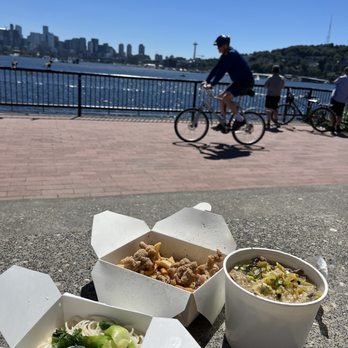 19 GOLD - Malatang, 19 Gold Fries - Taiwanese Near Me - Seattle, Washington