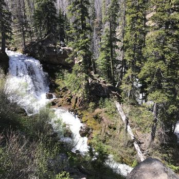 Chush Falls Trail - midpoint waterfall - Hiking Near Me Chush Falls Trail - midpoint waterfall - Hiking Near Me