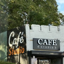 Cafe Studio - Outside