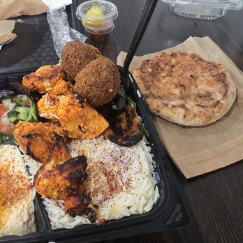 Pop’s Fresh Mediterranean - Chicken Kebab plate, half rice and salad with pita bread. - Mediterranean Near Me - Alhambra, California Pop’s Fresh Mediterranean - Chicken Kebab plate, half rice and salad with pita bread. - Mediterranean Near Me - Alhambra, California