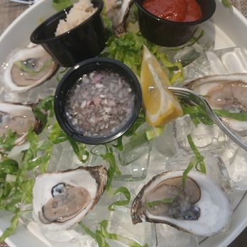 Coast Seafood Grill - Fresh Gulf Oysters - Seafood Near Me - Bradenton, Florida