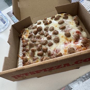 Jet's Pizza - Hamburger pizza - Pizza Near Me - Deerfield Beach, Florida Jet's Pizza - Hamburger pizza - Pizza Near Me - Deerfield Beach, Florida